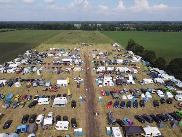 Luftaufnahme des Treffens bei den Opel Days 2024 in Garrel