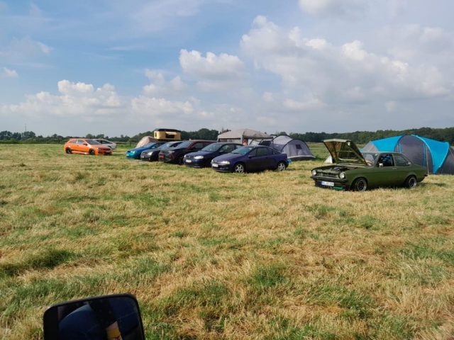 Klassikerreihe mit Zelten bei den Opel Days 2024 in Garrel